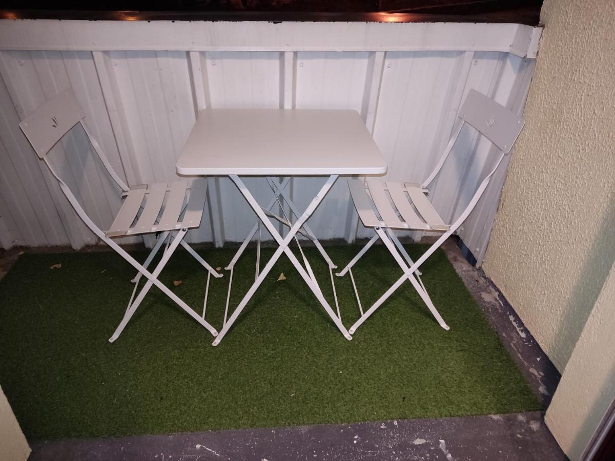 Studio Marmotte Font-Romeu 4 Personnes Avec Balcon Residence Val Soleil Entierement Renove En Juin 2021 Place De Parking & Wifi Gratuit , Draps & Serviettes De Toilettes Non Inclus, Sabanas Y Toallas No Incluidos מראה חיצוני תמונה
