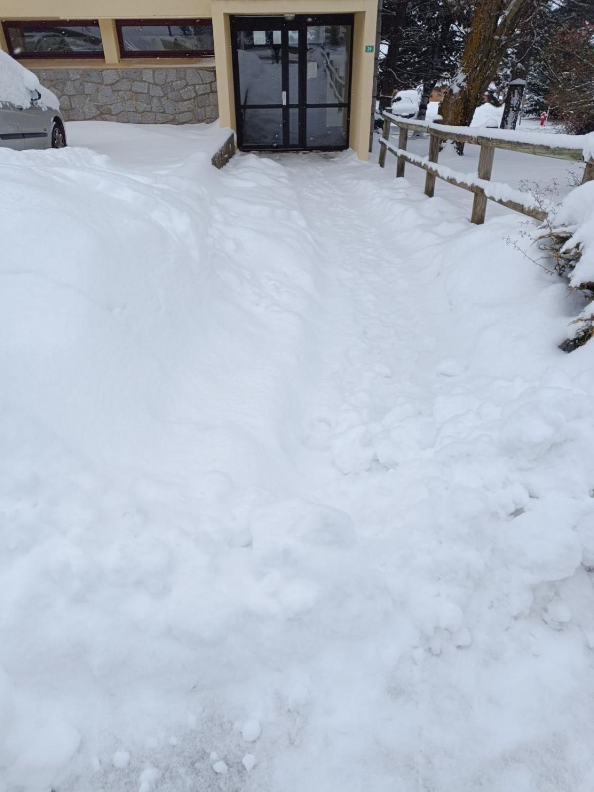 Studio Marmotte Font-Romeu 4 Personnes Avec Balcon Residence Val Soleil Entierement Renove En Juin 2021 Place De Parking & Wifi Gratuit , Draps & Serviettes De Toilettes Non Inclus, Sabanas Y Toallas No Incluidos מראה חיצוני תמונה